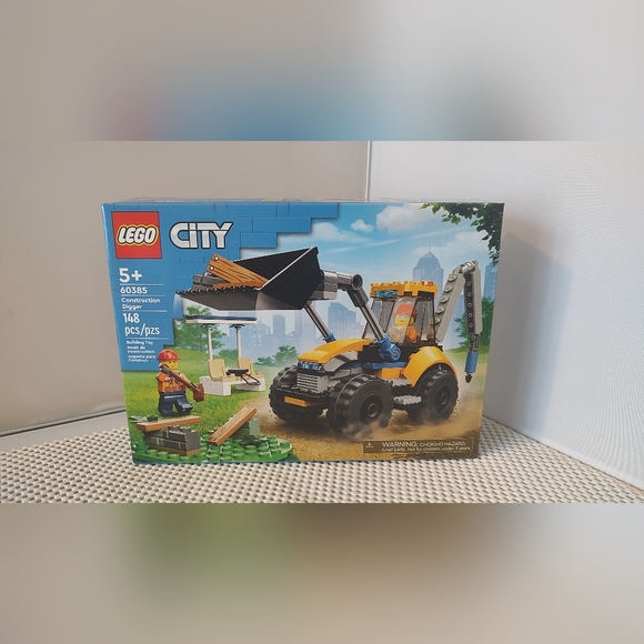 Lego City 60385 Construction Digger Building Toy - Picture 1 of 3